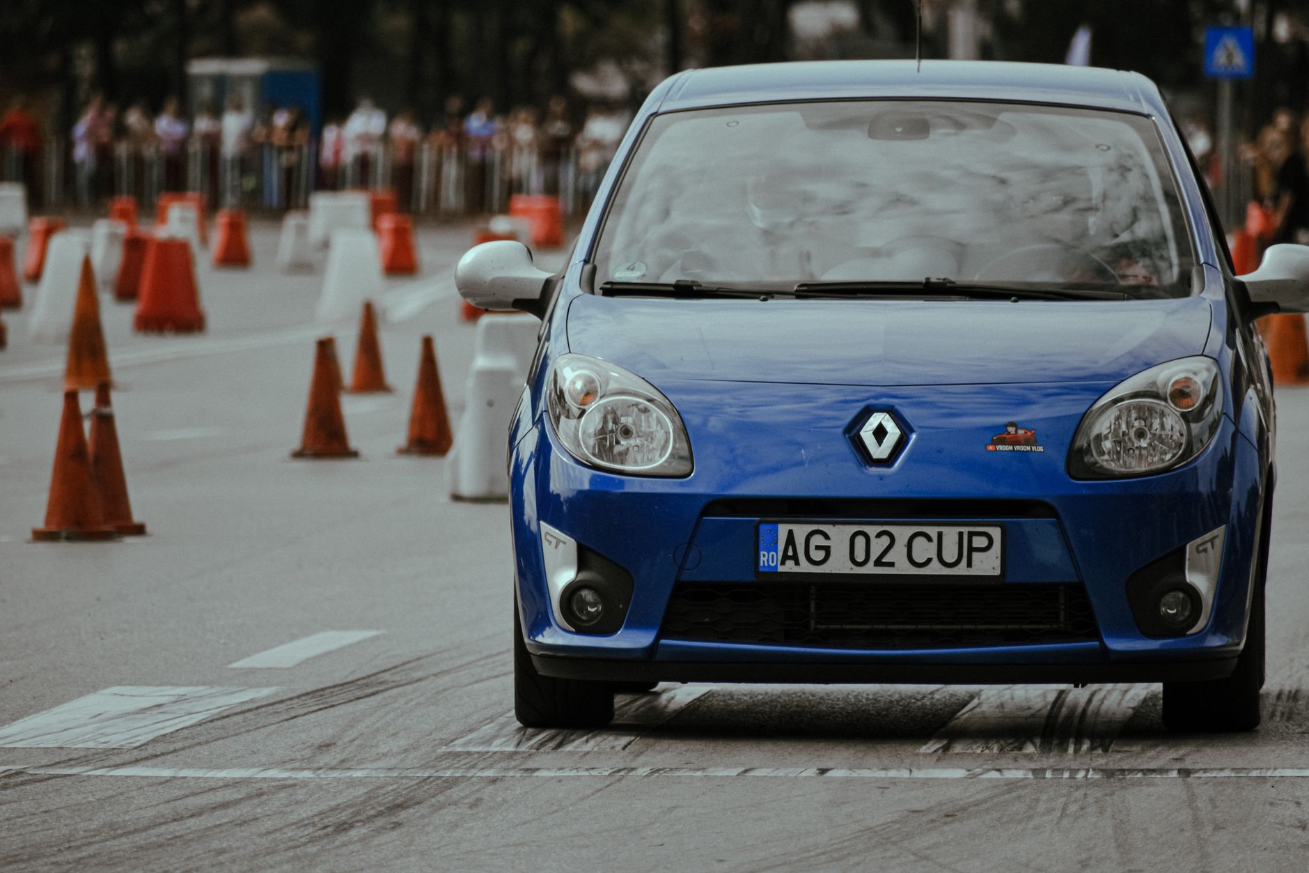 Auto-école équipe à Cannes